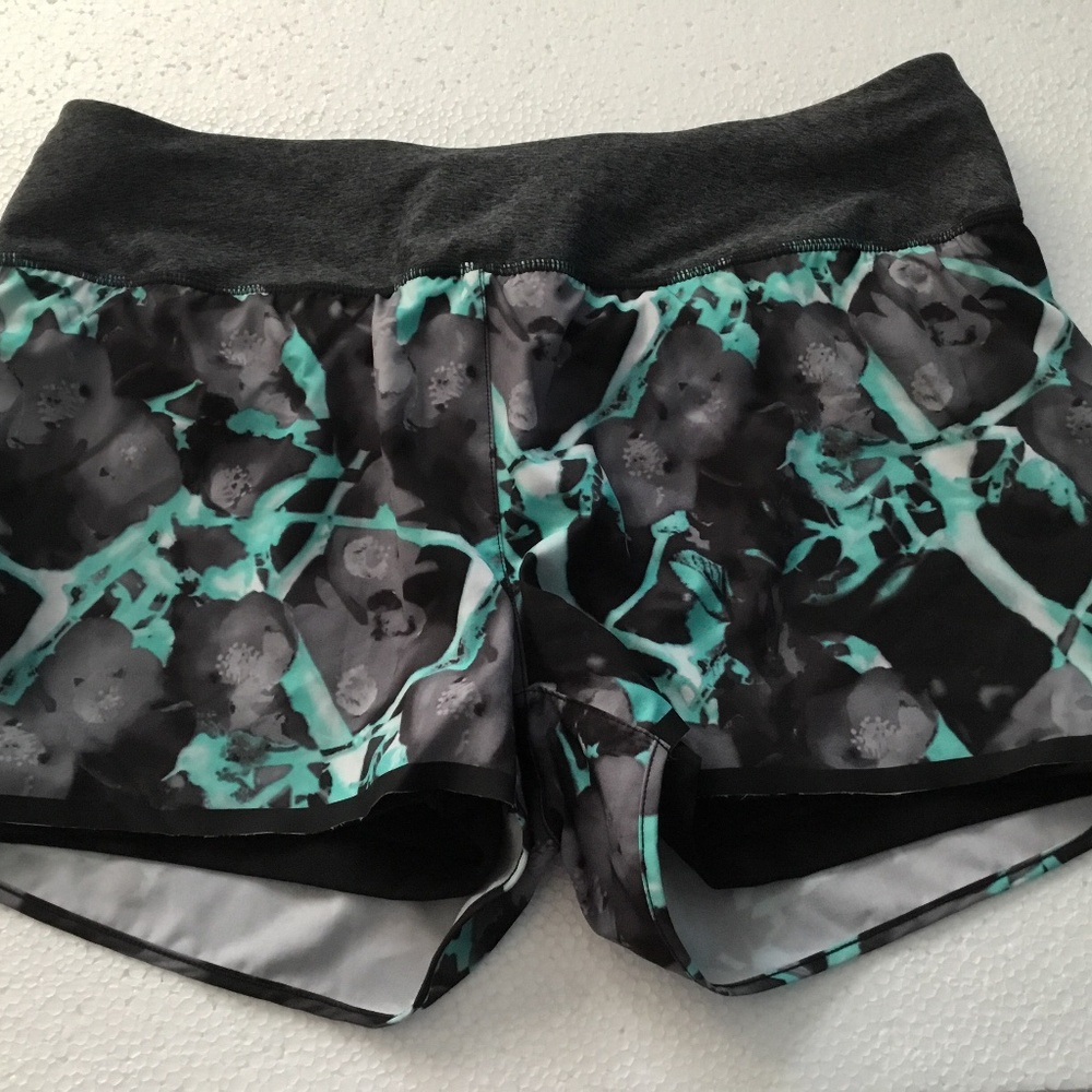 Mondetta Fitness Shorts